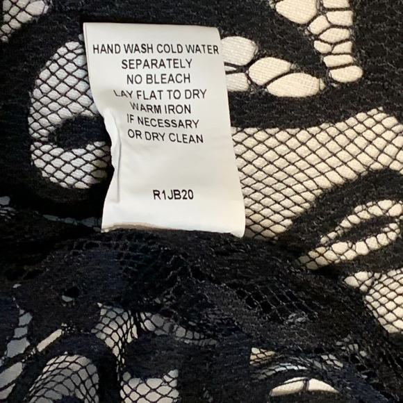 Chris McLaughlin Black Lace Cardigan Large Gothic Glam Sweater Tassel Fringe NEW - Picture 9 of 9